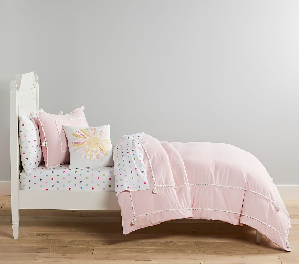 Chambrey Tassel Bedding Look